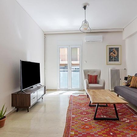 A Modern 2-Bedroom Apartment Near Areios Pagos Atene Esterno foto