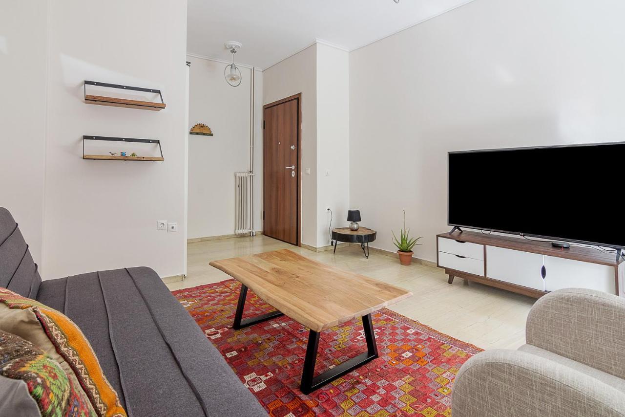 A Modern 2-Bedroom Apartment Near Areios Pagos Atene Esterno foto